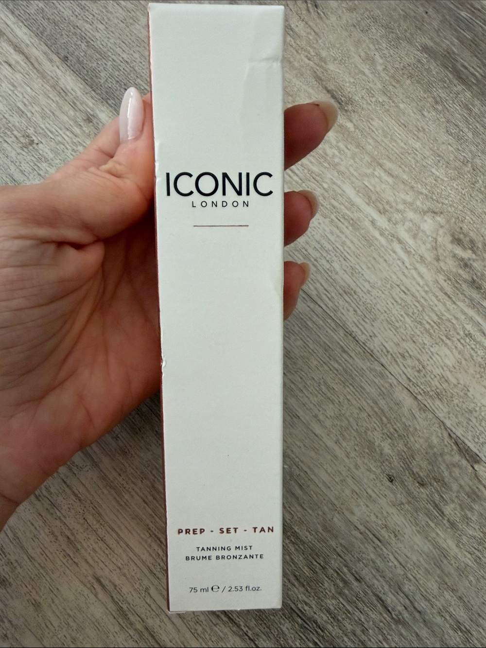 ICONIC London Tanning Mist in glow